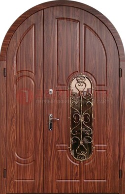 Арочная двухстворчатая стальная дверь Винорит ДА-54 в Звенигороде