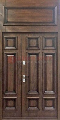 Классическая входная дверь с верхней фрамугой ДФГ-15 в Звенигороде