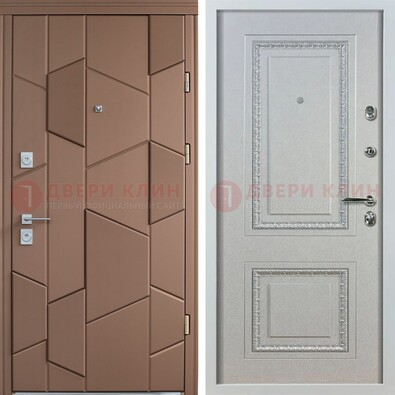Квартирная стальная дверь с разными панелями МДФ ДМ-496 в Звенигороде