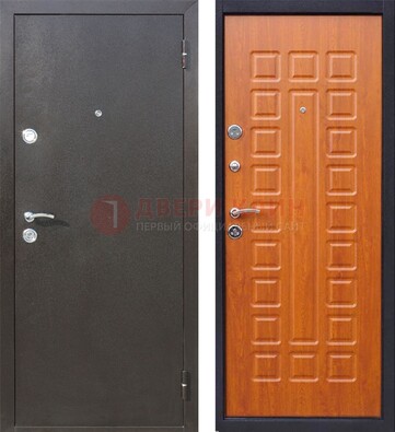 Коричневая стальная дверь с порошковым напылением ДП-202 в Звенигороде