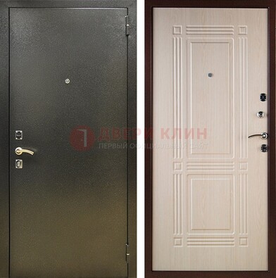 Стальная темно-серая дверь с порошковым напылением и МДФ Белый дуб ДП-277 в Звенигороде
