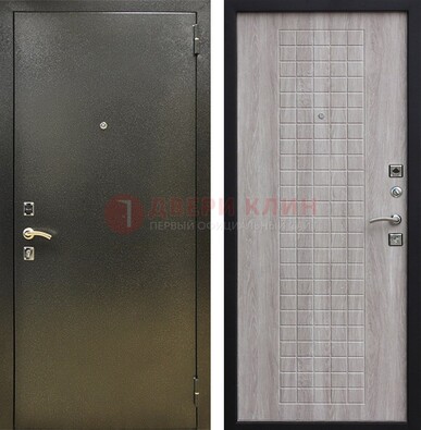 Железная темная дверь с порошковым покрытием и филенчатой МДФ ДП-297 в Звенигороде