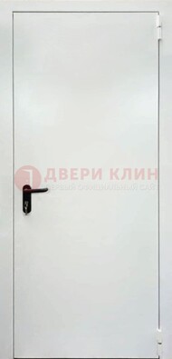 Белая противопожарная дверь ДПП-17 в Звенигороде