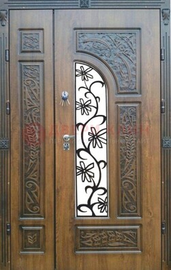 Морозостойкая металлическая парадная дверь ДПР-12 в Звенигороде