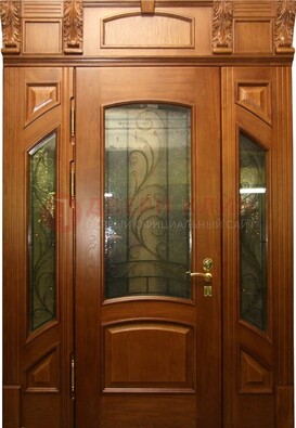 Парадная дверь со стеклянными вставками и ковкой ДПР-36 для дома в Звенигороде