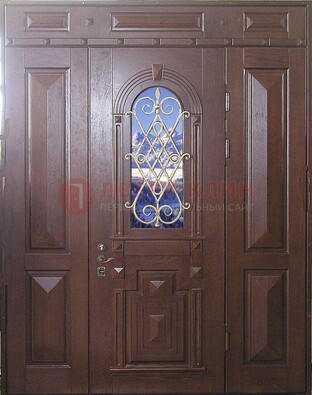 Стальная парадная дверь со стеклом и ковкой ДПР-4 для коттеджа в Звенигороде