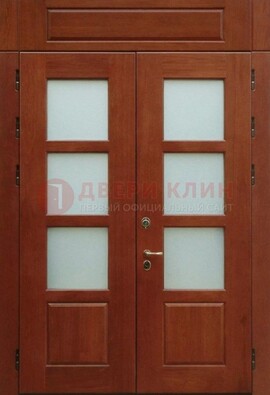 Металлическая парадная дверь со стеклом ДПР-69 для загородного дома в Звенигороде