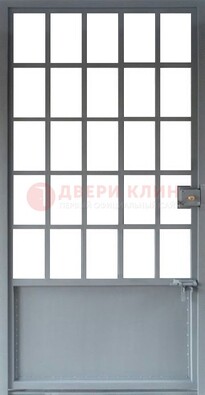 Металлическая решетчатая дверь в сером цвете ДР-7 в Звенигороде