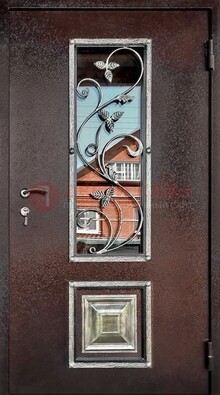 Коричневая стальная дверь порошок со стеклом и ковкой ДСК-163 в Звенигороде