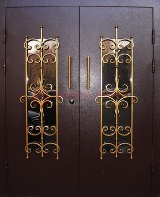 Металлическая дверь с ковкой и остеклением ДСК-49 в Звенигороде