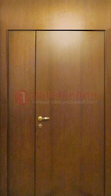 Светлая  тамбурная дверь ДТМ-22 в Звенигороде