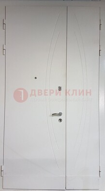 Белая тамбурная дверь ДТМ-31 в Звенигороде