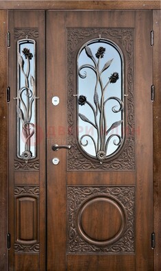 Железная дверь с виноритом и ковкой ДВТ-180 в Звенигороде