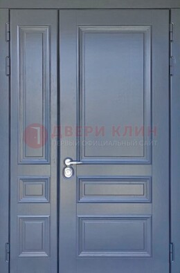 Темно-серая железная дверь с виноритом ДВТ-242 в Звенигороде