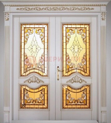 Элитная металлическая дверь с витражом и отделкой массив ВЖ-4 в Звенигороде